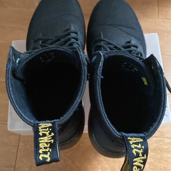 Dr. Martens Combs Poly Casual Boots Men’s Sz 10 - Picture 11 of 11